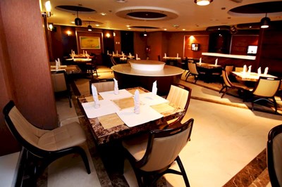رستوران رستوران و بارهای هتل سان اند سندز دان تان شهر دبی 